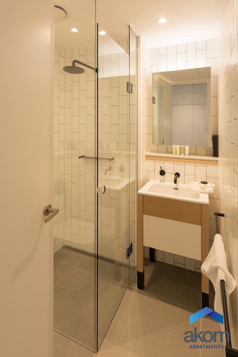AKOM AT Docklands - Accommodation ACT 17