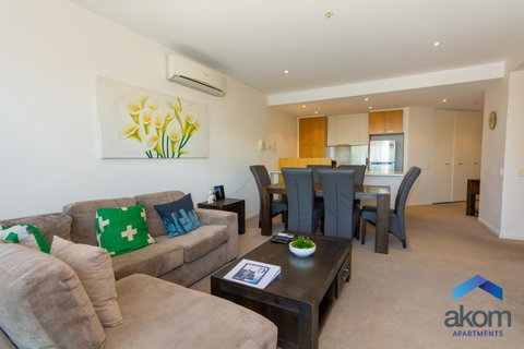 AKOM AT Docklands - Accommodation ACT 7
