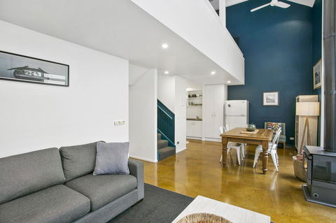 Terrace Lofts Apartments - Accommodation ACT 6