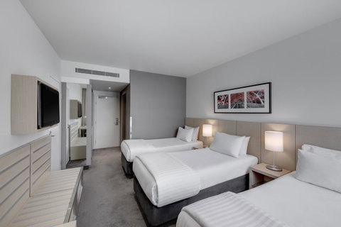Travelodge Hotel Melbourne Docklands - Accommodation ACT 3