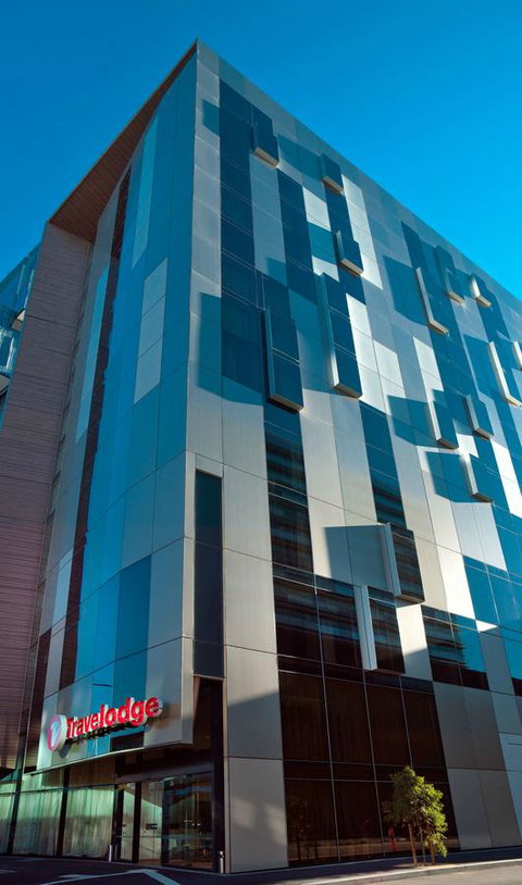 Travelodge Hotel Melbourne Docklands - Accommodation ACT 18