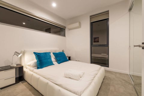 Doncaster Private Collection 2 Bed Townhouse@Pearl - Accommodation ACT 8