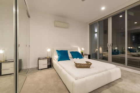 Doncaster Private Collection 2 Bed Townhouse@Pearl - Accommodation ACT 6