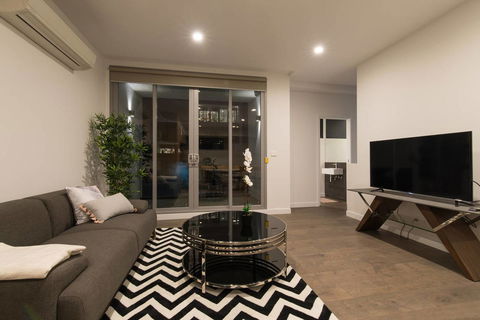 Doncaster Private Collection 2 Bed Townhouse@Pearl - Accommodation ACT 1