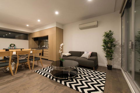 Doncaster Private Collection 2 Bed Townhouse@Pearl - Accommodation ACT 3