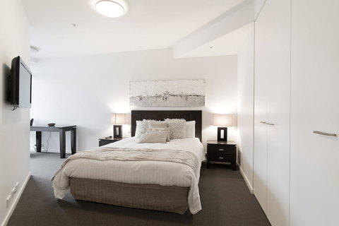 Docklands Private Collection - NEWQUAY - Accommodation ACT 44