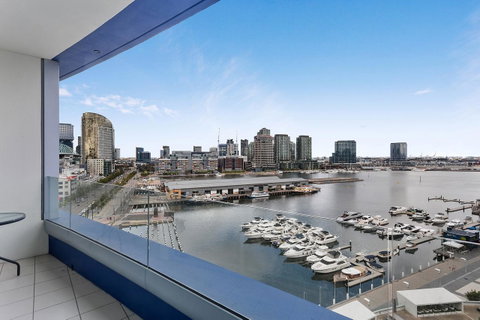 Docklands Private Collection - NEWQUAY - Accommodation ACT 2