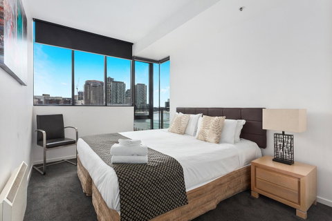 Docklands Private Collection - NEWQUAY - Accommodation ACT 7