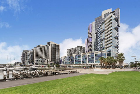 Docklands Private Collection - NEWQUAY - Accommodation ACT 0