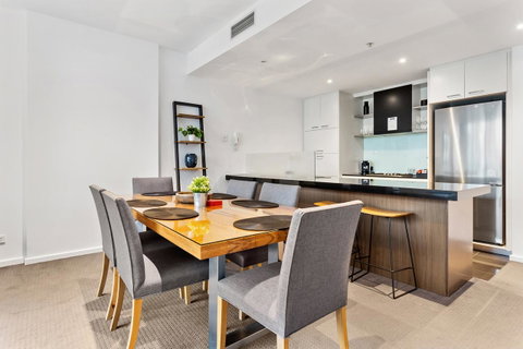 Docklands Private Collection - NEWQUAY - Accommodation ACT 10