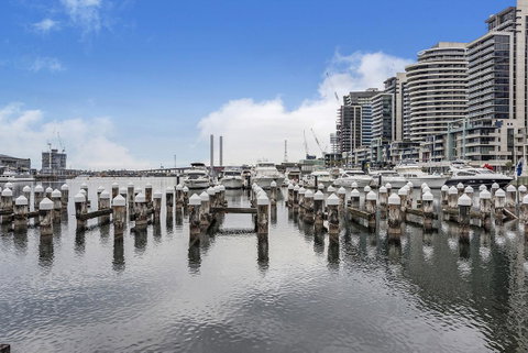 Docklands Private Collection - NEWQUAY - Accommodation ACT 19
