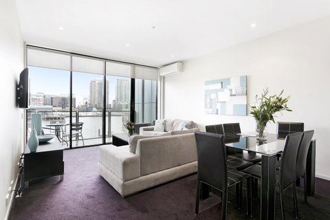 Docklands Private Collection - NEWQUAY - Accommodation ACT 38