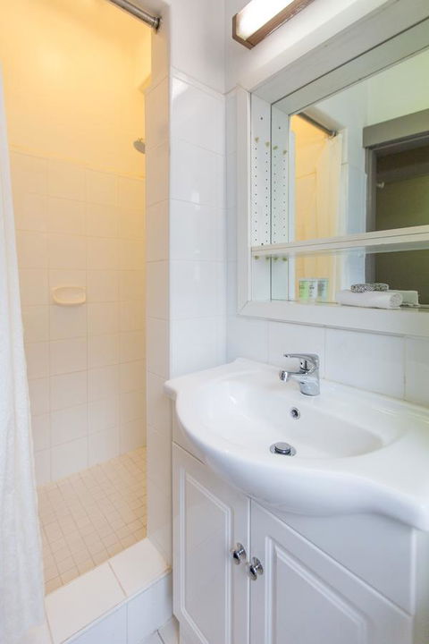 City Square Motel - Accommodation ACT 6