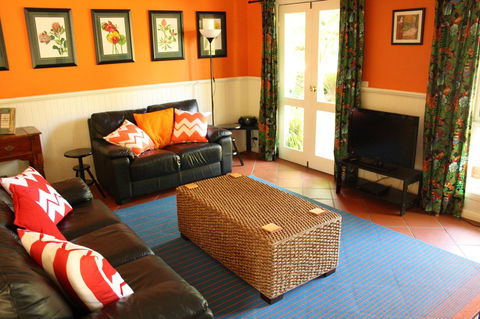 Merrimeet Cottages - Accommodation ACT 13