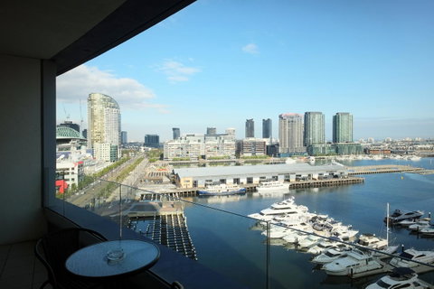 ACD Apartments - Accommodation ACT 32