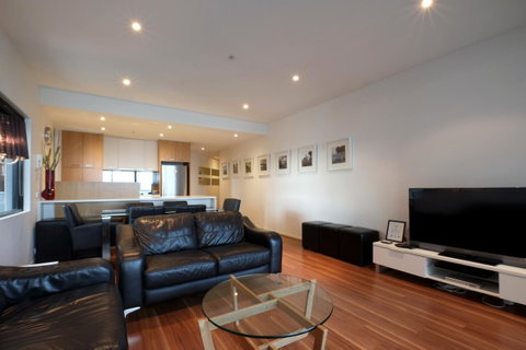 ACD Apartments - Accommodation ACT 38