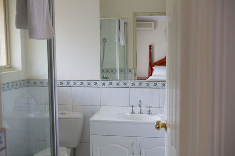 Sanctuary House Resort Motel - Accommodation ACT 11