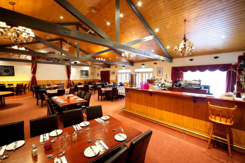 Sanctuary House Resort Motel - Accommodation ACT 2