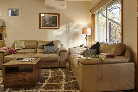 Goldfield Holiday Units - Accommodation ACT 11