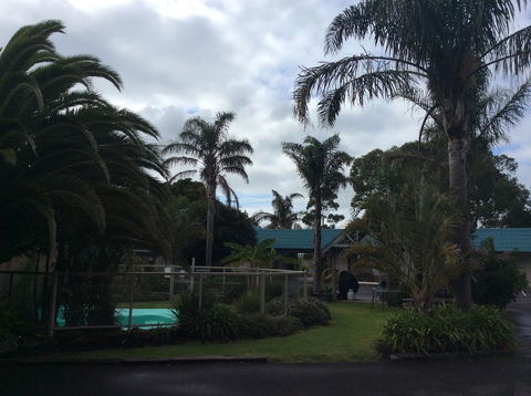 Tropicana Motor Inn - Accommodation ACT 37
