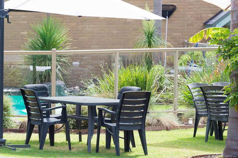 Tropicana Motor Inn - Accommodation ACT 41