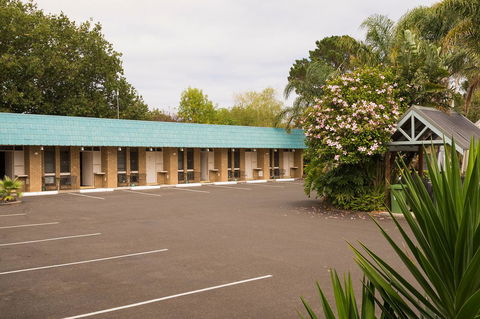 Tropicana Motor Inn - Accommodation ACT 39