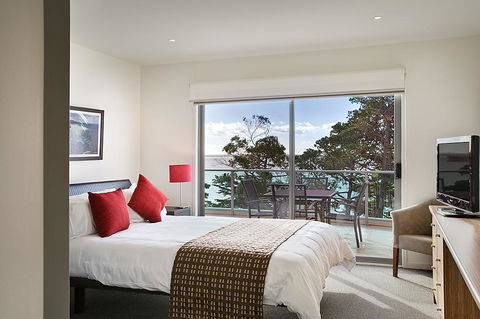 The Waves Apartments - Accommodation ACT 0
