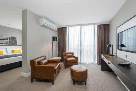 Peppers Docklands - Accommodation ACT 28
