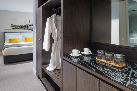 Peppers Docklands - Accommodation ACT 23
