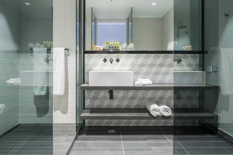Peppers Docklands - Accommodation ACT 6