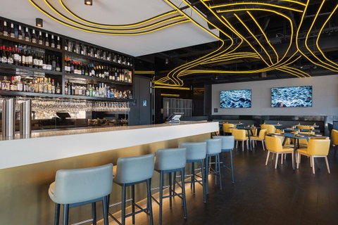 Peppers Docklands - Accommodation ACT 38