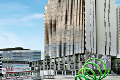 Peppers Docklands - Accommodation ACT 1