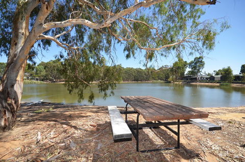 Tasman Holiday Parks - Merool On The Murray - Accommodation ACT 41