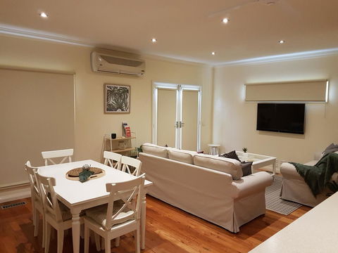 Healesville House - Fig Tree House - Accommodation ACT 8