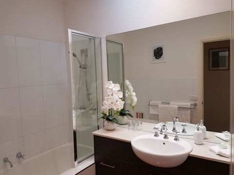 Healesville House - Fig Tree House - Accommodation ACT 16