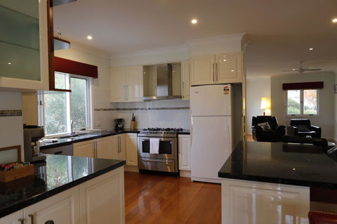 Lithgow Falls Marysville - Accommodation ACT 2