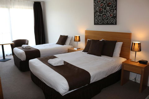 Bairnsdale International - Accommodation ACT 28