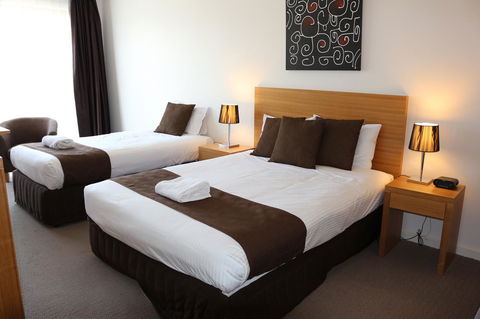 Bairnsdale International - Accommodation ACT 12