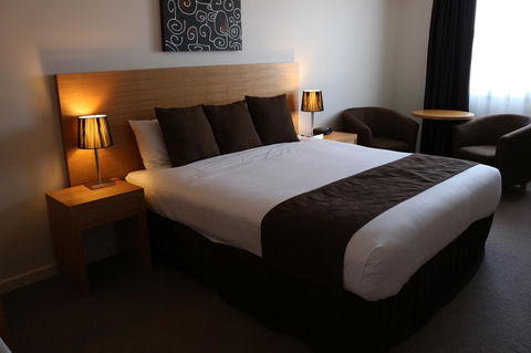Bairnsdale International - Accommodation ACT 11
