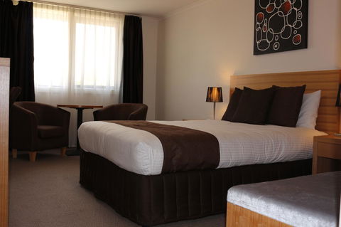 Bairnsdale International - Accommodation ACT 21