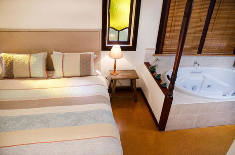 Ashwood Cottages - Accommodation ACT 5