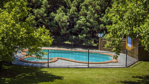 Bright Mystic Valley - Accommodation ACT 27