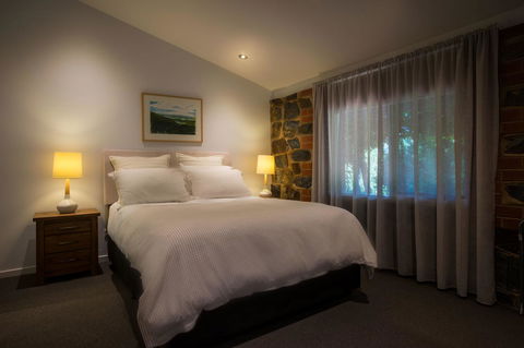 Bright Mystic Valley - Accommodation ACT 12