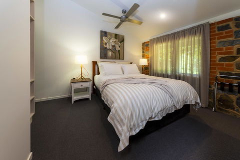 Bright Mystic Valley - Accommodation ACT 7
