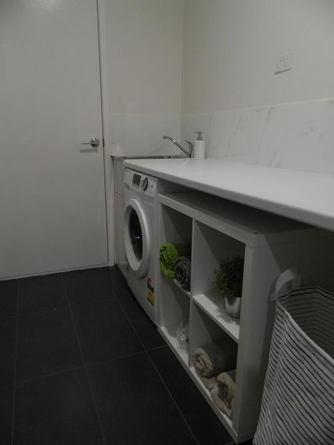 Haig Avenue - Accommodation ACT 18