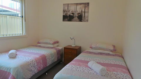 The Bell House - Accommodation ACT 3