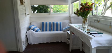 The Boathouse A 3 Bedroom House - Accommodation ACT 3