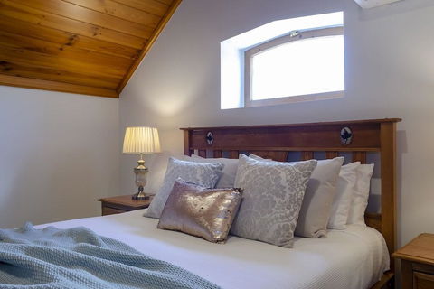The Chapel - Accommodation ACT 3