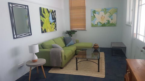 The Cottage - Accommodation ACT 0