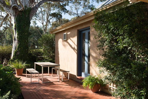 The Cottage At Riverside Farm - Accommodation ACT 3